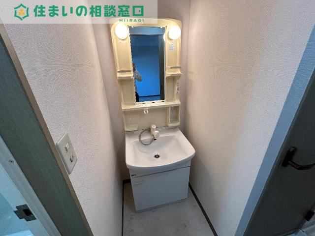 洗面設備　洗髪洗面化粧台