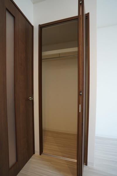 収納　同じ建物の別なお部屋