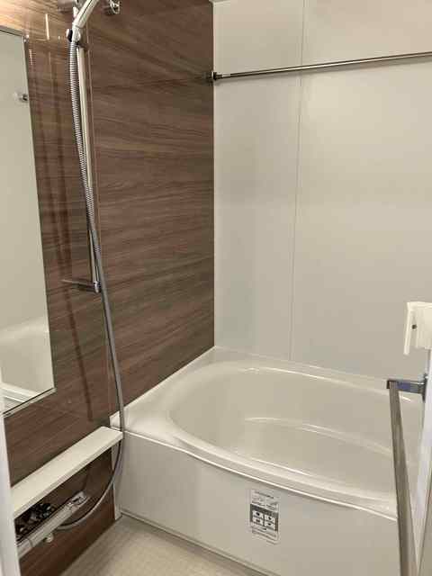 バス・シャワールーム　２０２５年１１月８日撮影