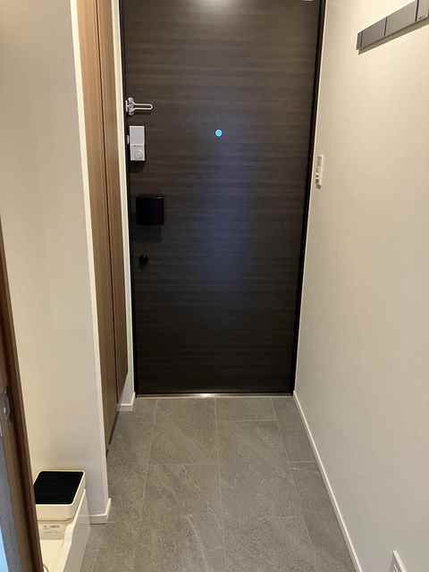 玄関　２０２５年１１月８日撮影