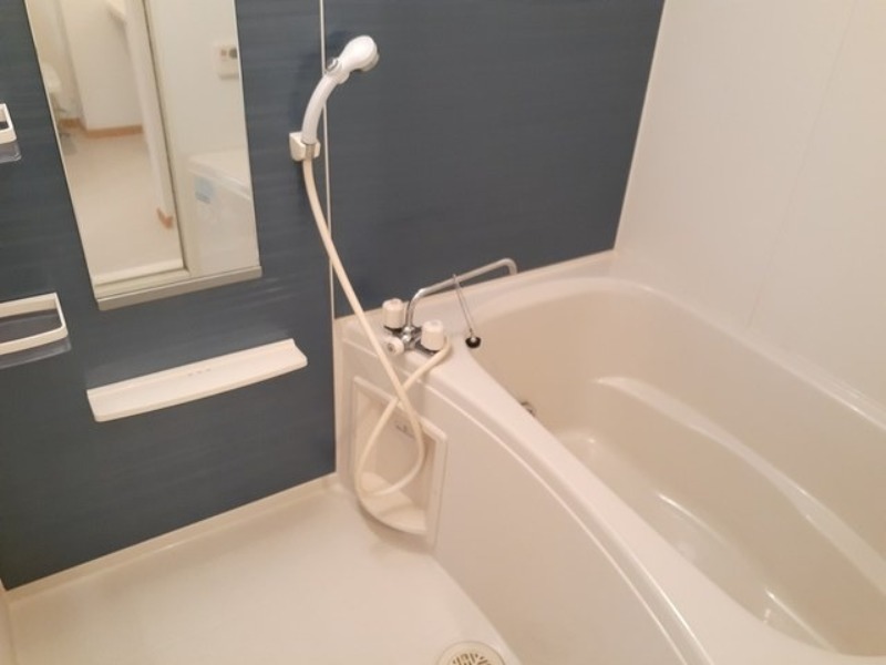 バス・シャワールーム　図面と現状に相違がある場合には現状を優先