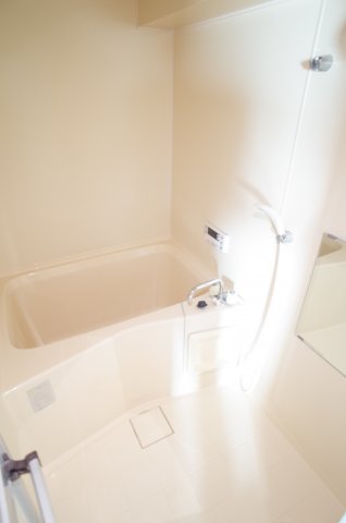 バス・シャワールーム　お子様がいても大丈夫！洗い場ゆったりのお風呂！