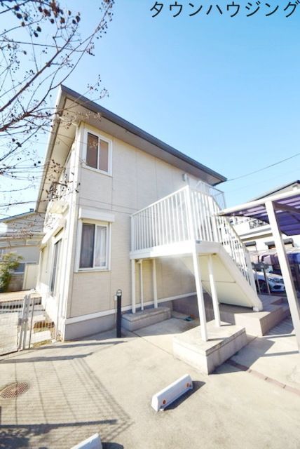 建物外観　お部屋探しはタウンハウジングにお任せ下さい♪