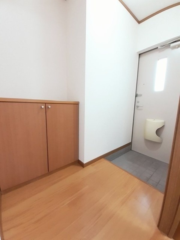 玄関　図面と現状に相違がある場合には現状を優先