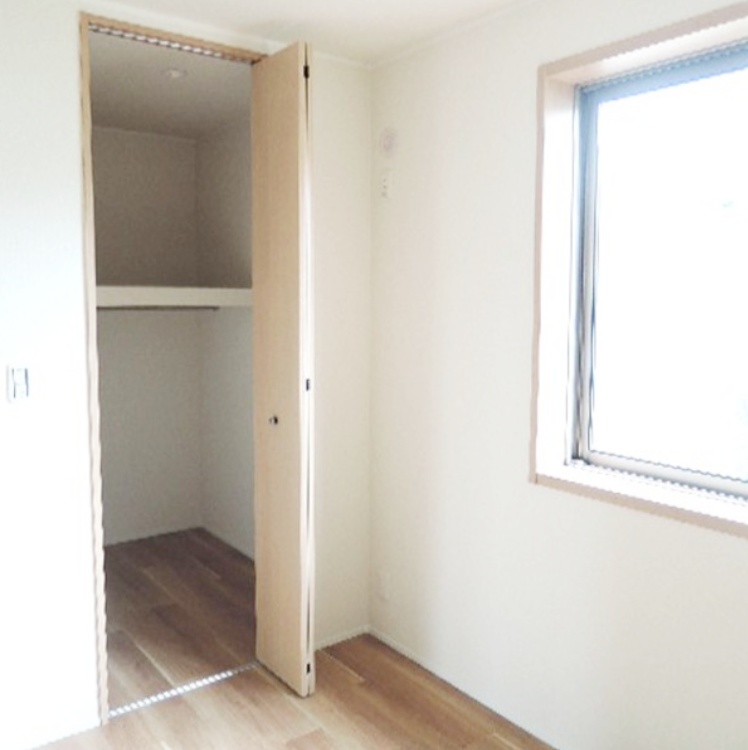 収納　お荷物の多い方でも安心のクローゼット付き♪