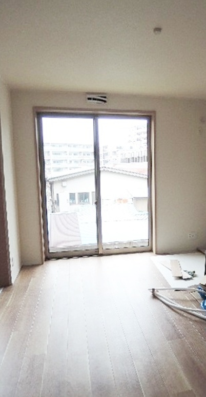 居室・リビング　開放感のあるゆったりとしたお部屋です♪