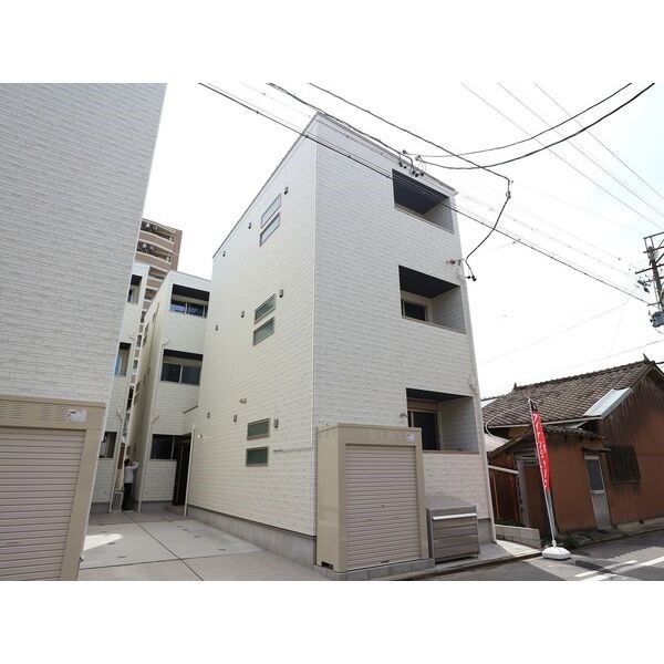 建物外観　外観　オーロック付　宅配ＢＯＸ付　デザイナーズ