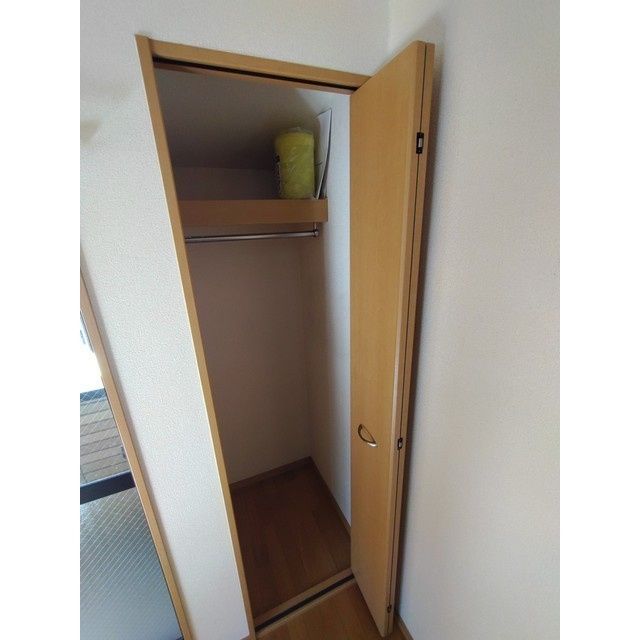 収納　サニーサイド西日暮里　荒川区西日暮里5