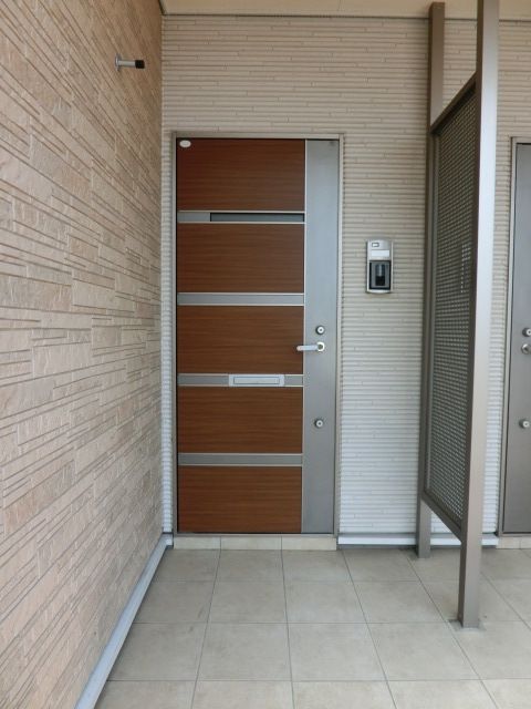 セキュリティ　訪問者の顔が見えて安心のTVモニターホン付です