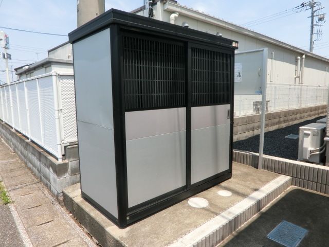 その他　敷地内ごみ置き場です