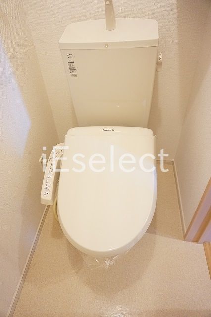 トイレ　洗浄機能付き♪