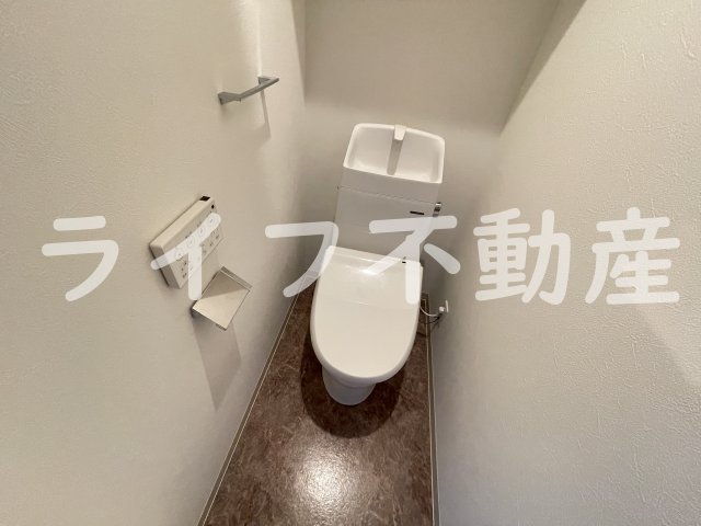 トイレ　落ち着いたトイレです