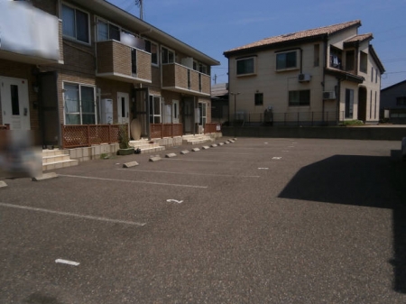 駐車場　駐車場２台無料！