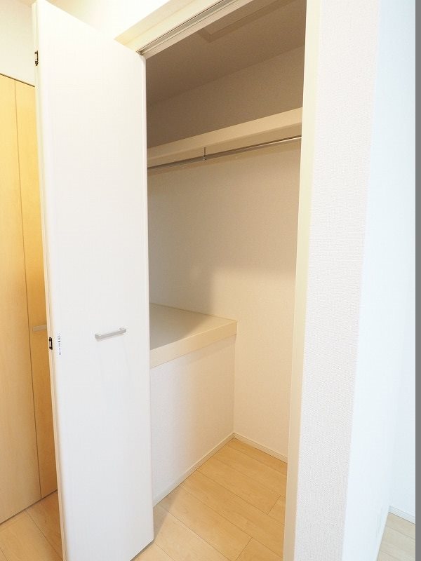 収納　※別号室の写真です。