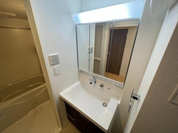 洗面設備　☆嬉しい独立洗面台☆