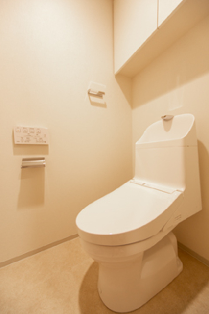 トイレ　※写真は同タイプ住戸です。
