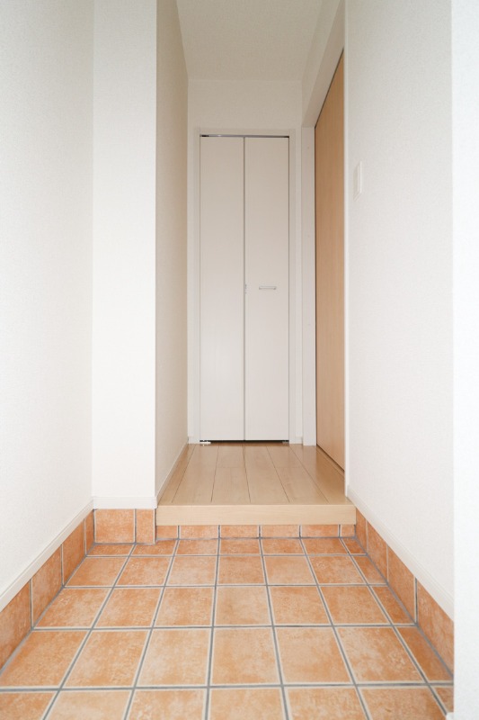 玄関　図面と現状に相違がある場合には現状を優先