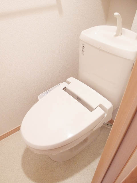 トイレ　★温水洗浄便座★