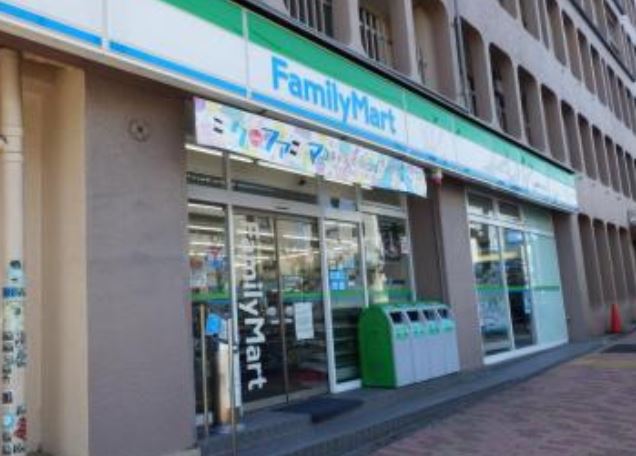 コンビニ　ファミリーマート上池台夫婦坂店（コンビニ）まで227m