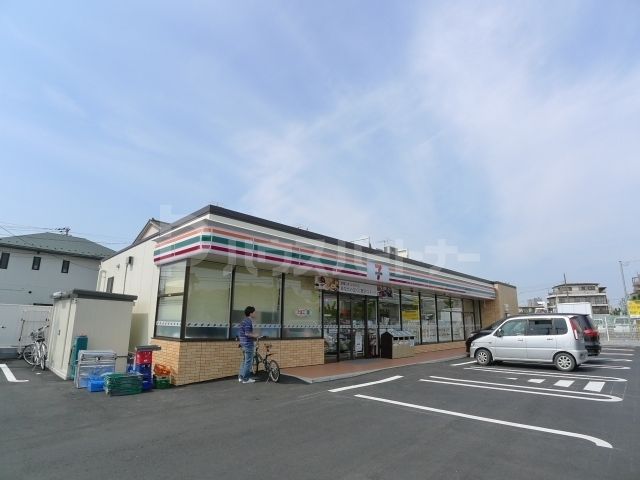 コンビニ　セブンイレブン足立保木間3丁目店（コンビニ）まで350m