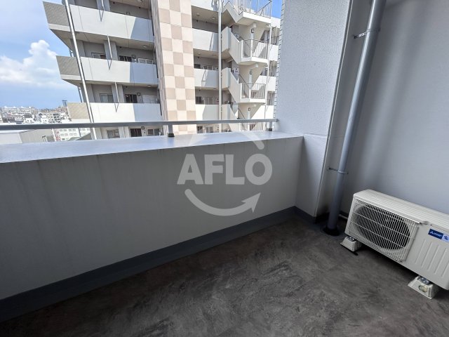 バルコニー　レジディア江坂　バルコニー