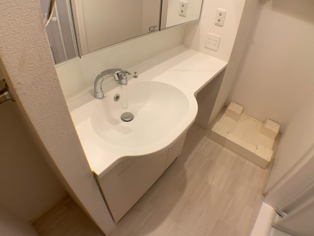 洗面設備　独立洗面化粧台付き☆