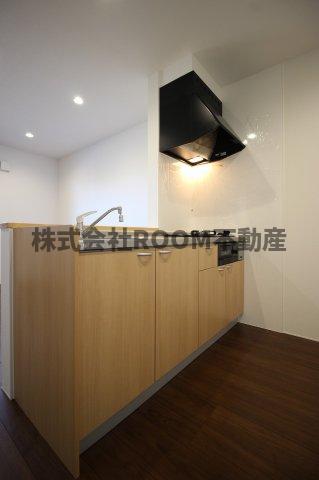 キッチン　コンパクトなキッチンで掃除もラクラク