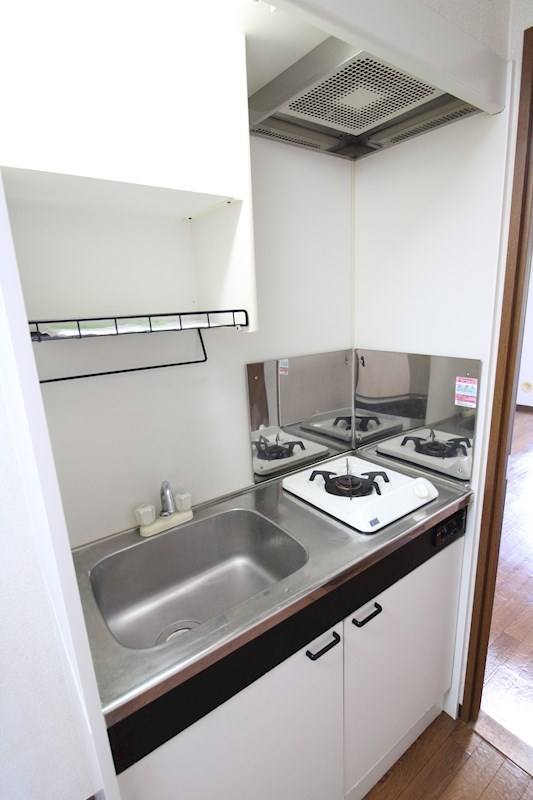 キッチン　※別部屋参考写真