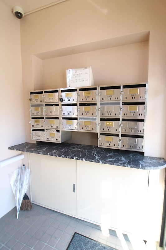 ロビー　メールボックス