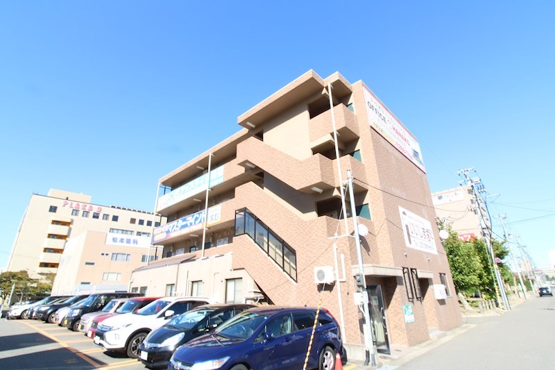 建物外観　RC造のマンションタイプ