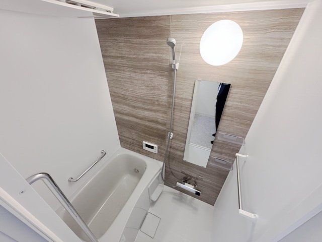 バス・シャワールーム　バス