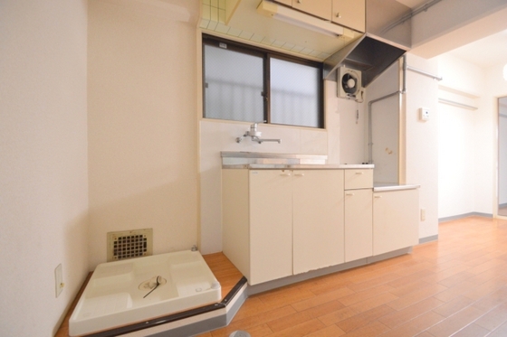 その他設備　広々したキッチンスペース