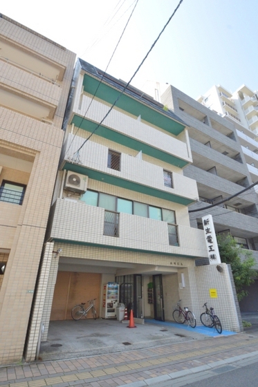 建物外観　☆市内中心部☆エレベーター付き♪