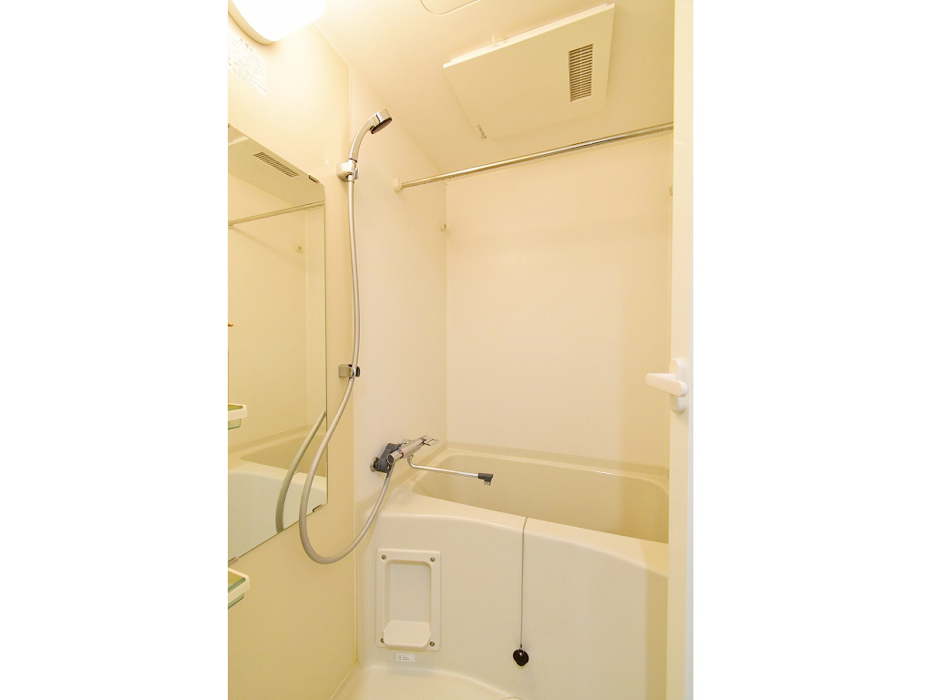 バス・シャワールーム　日々の疲れを癒すお風呂付です