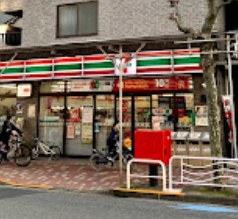 コンビニ　セブンイレブン牡丹店（コンビニ）まで88m
