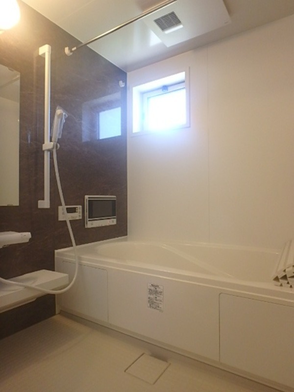 バス・シャワールーム　図面と現状に相違がある場合には現状を優先