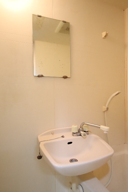 洗面設備　※別号室参考写真、現況優先※