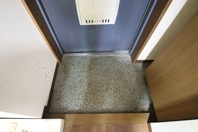 玄関　※別号室参考写真、現況優先※