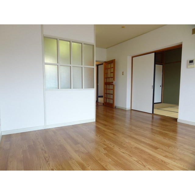 居室・リビング　※写真は類似部屋になります。現状優先