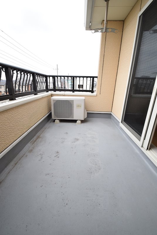 バルコニー　ベランダ