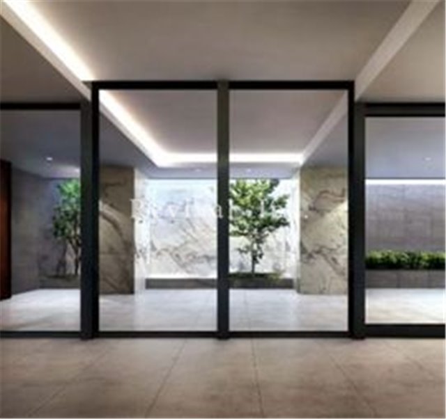 エントランス　雰囲気の良いエントランスファサード