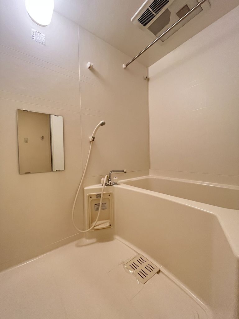 バス・シャワールーム　※代表タイプの写真のため実際と異なる場合がございます