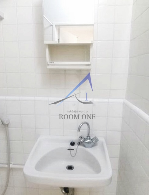 洗面設備　洗面台です。