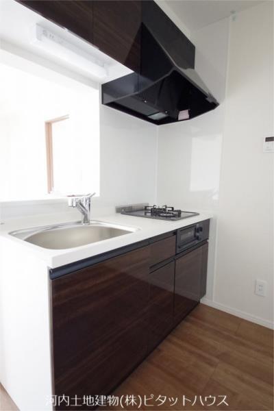 キッチン　キッチン（類似室内）