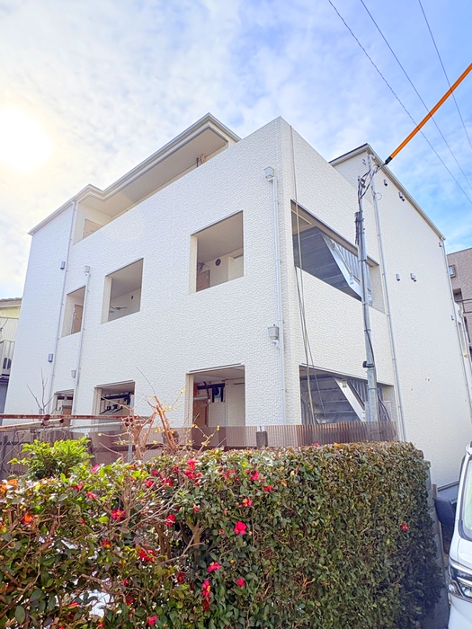 建物外観　建築中