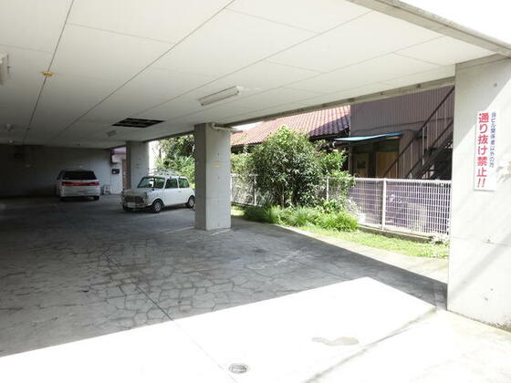 駐車場　必ず現地をご確認下さい。（前向き駐車）