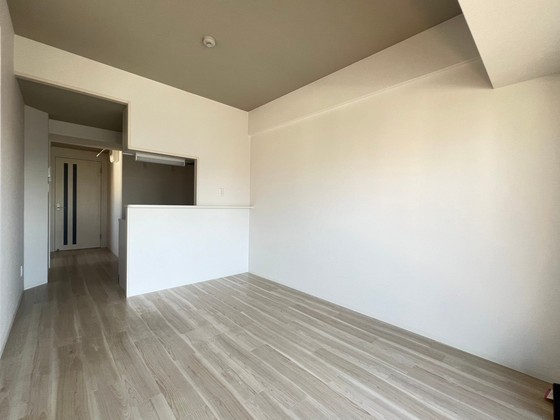 居室・リビング　※別部屋の写真です