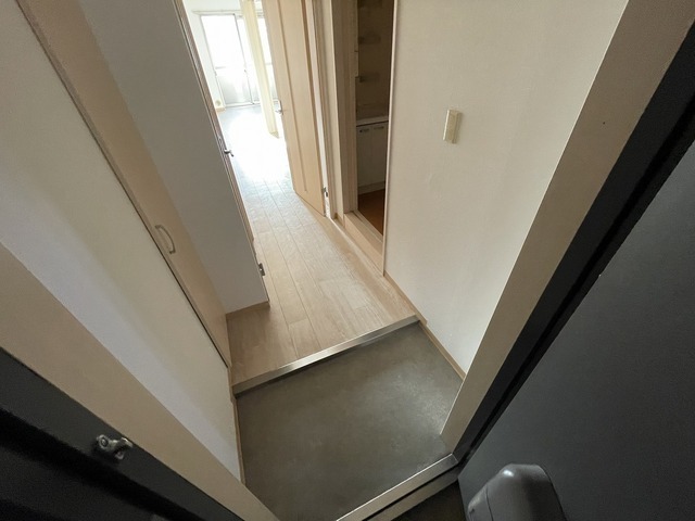 玄関　※参考別号室です