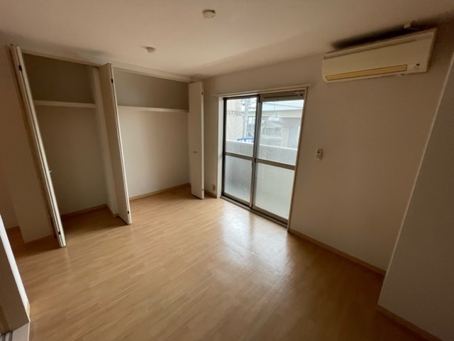 居室・リビング　※参考別号室です