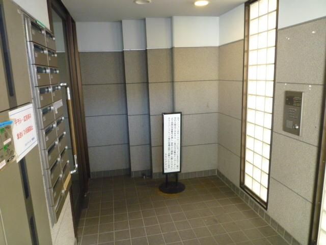 エントランス　★オートロック付き★